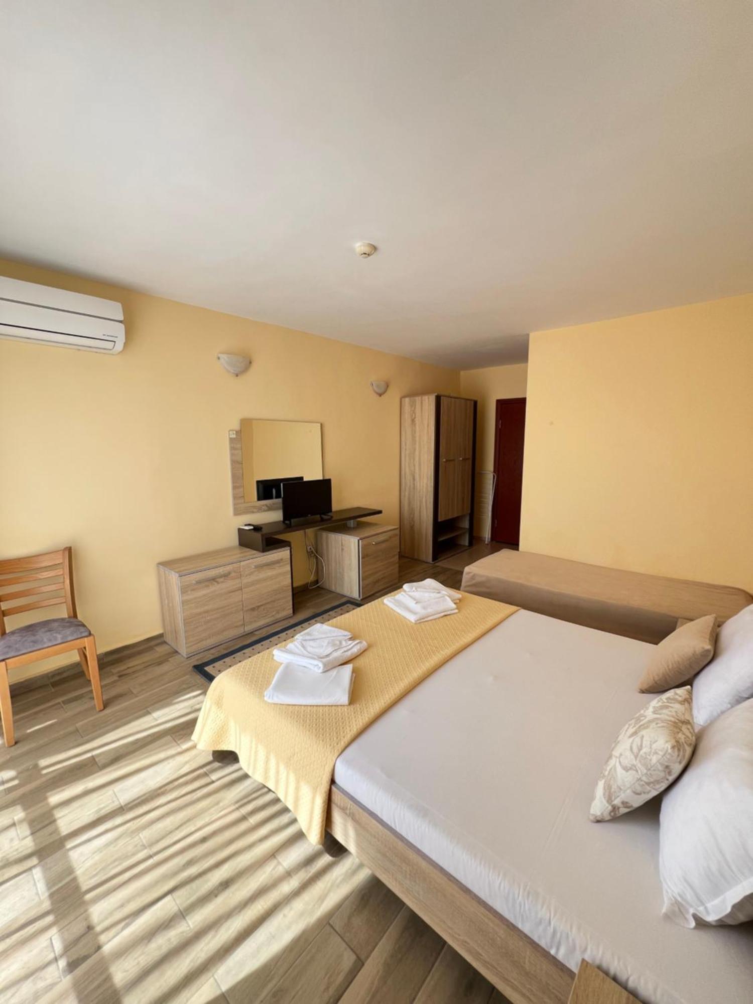 Hotel Damyanoff Lozenets ภายนอก รูปภาพ