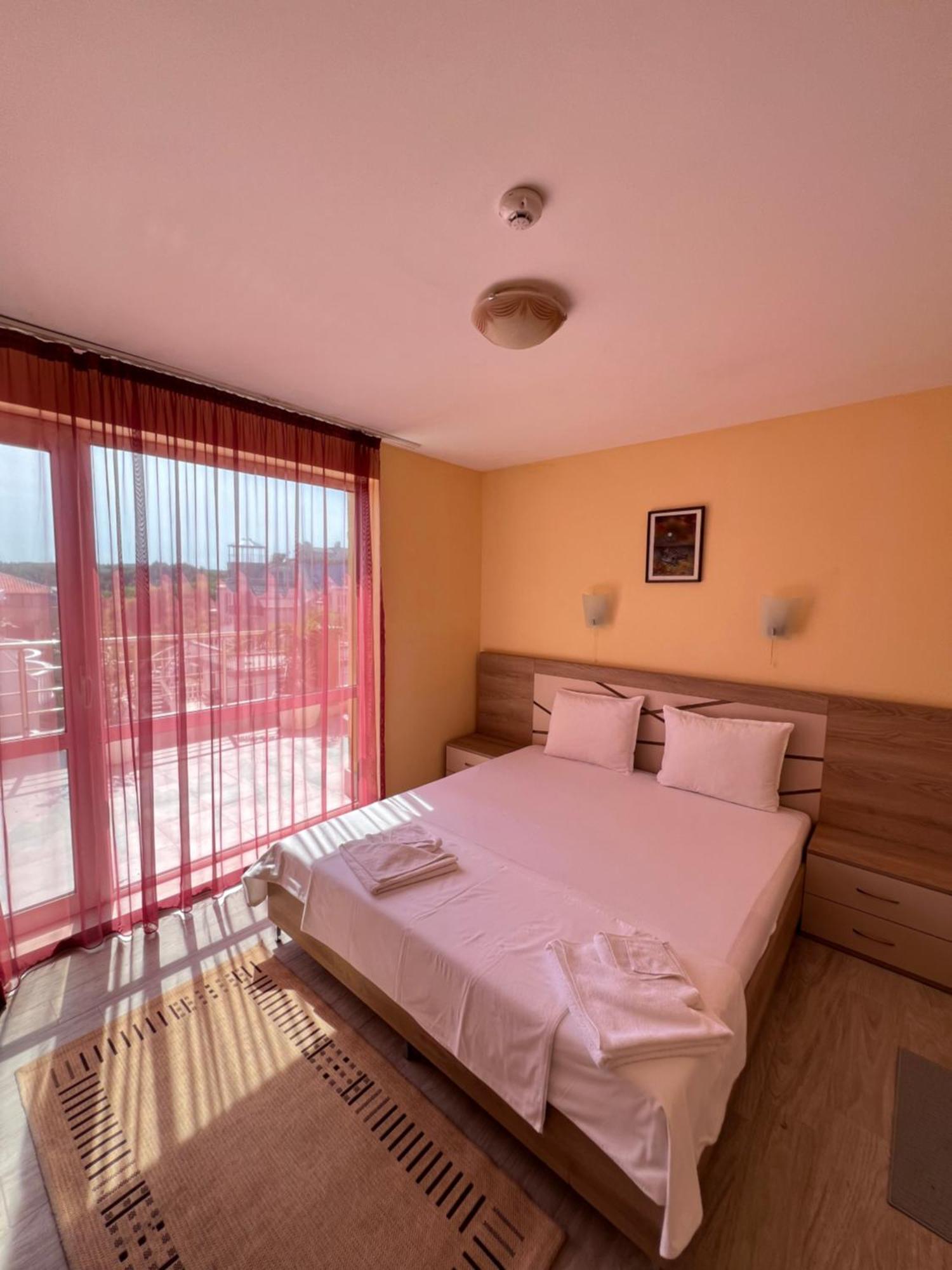 Hotel Damyanoff Lozenets ภายนอก รูปภาพ