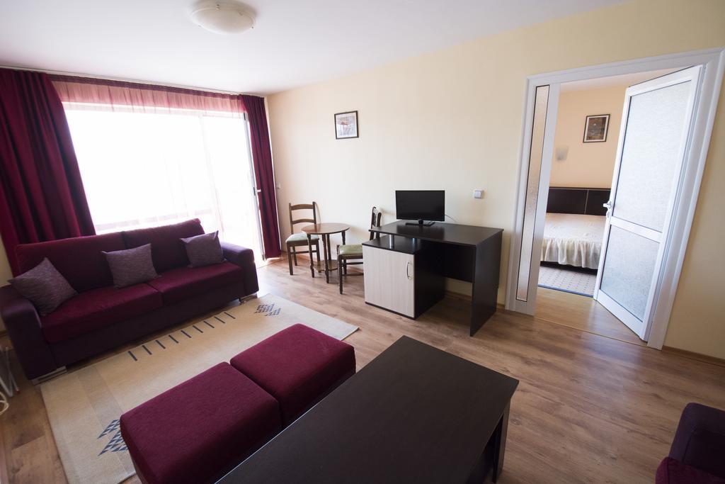 Hotel Damyanoff Lozenets ภายนอก รูปภาพ